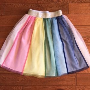 Hanna Andersson tutu skirt. Size 120. Rainbow design with gold glitter waistband